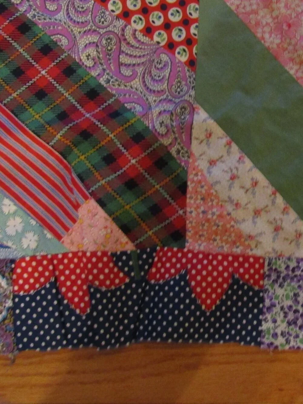 Antique DEPRESSION ERA Handstitched Unfinished Quilt Newspaper Bits on Underside